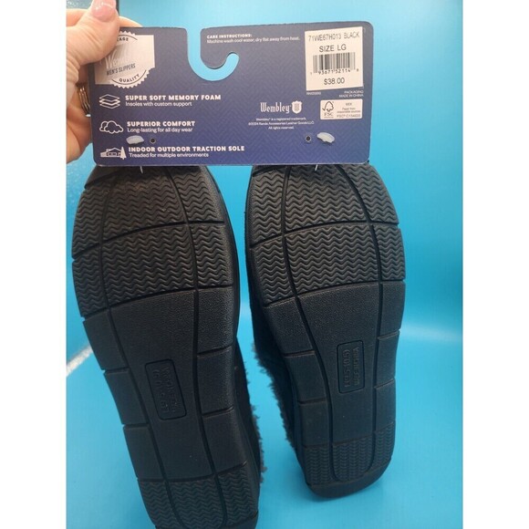 NEW Wembley Mens Black & Gray Fleece Lined Suede Slippers Size L 9.5-10.5 - Picture 3 of 4